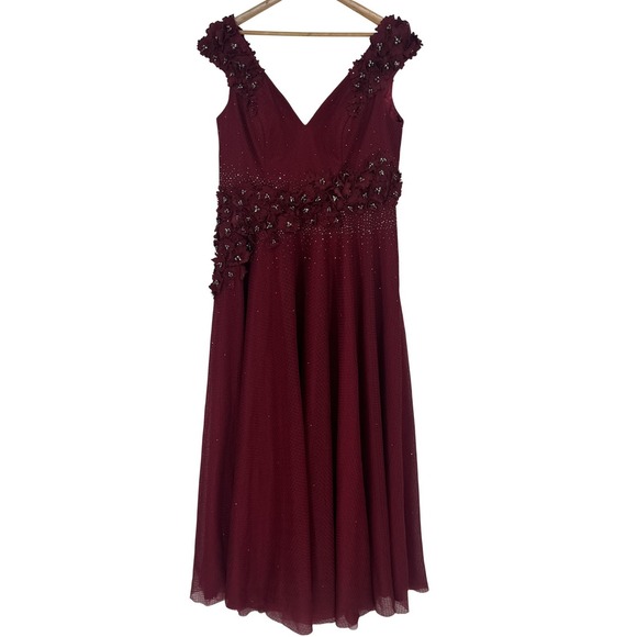 Mac Duggal Dress Womens 14 Red Beaded 3D Floral Tulle Maxi Formal Gown Evening - Picture 2 of 15